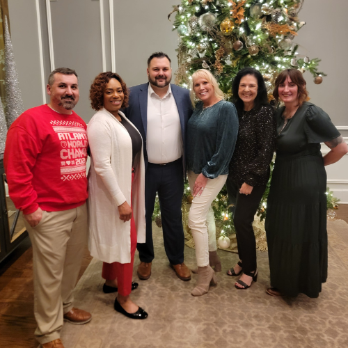 Lakesha Drew and a group of TMH colleagues